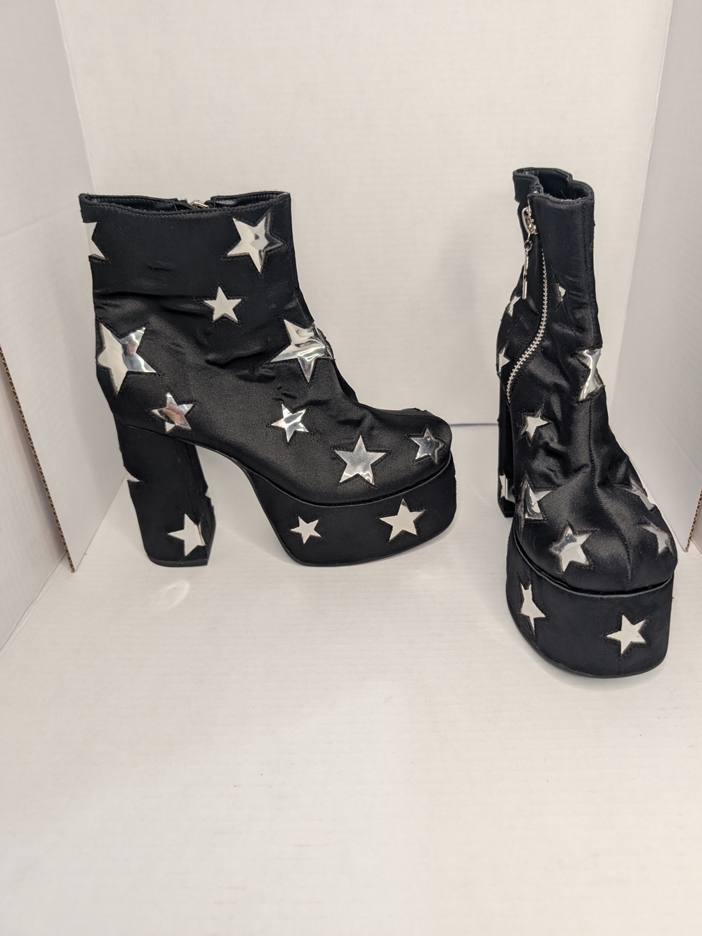 Dolls Kill Horoscopez Black Satin Silver Star Platform Ankle Boots – Size 9M